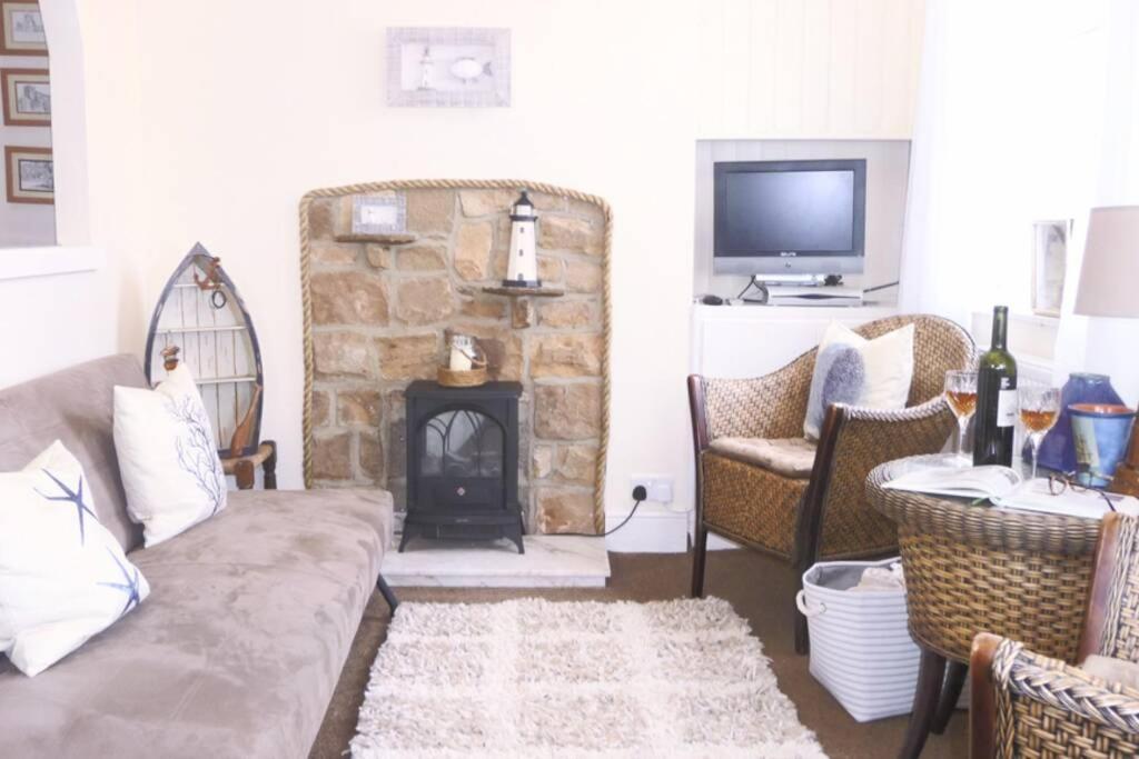 Kikas Cottage, Rear 89 Church Street, White Horse Yard Уитби Екстериор снимка
